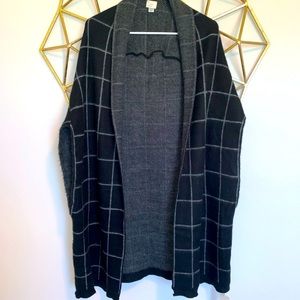 Shawl/Cardigan Style NWT OSFM               Brand new/Never Worn